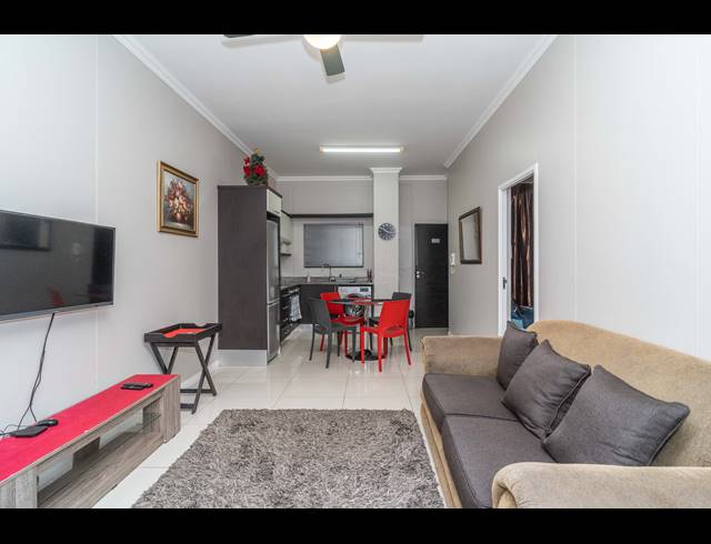 2 BEDROOM APARTMENT FOR SALE IN UMHLANGA RIDGE